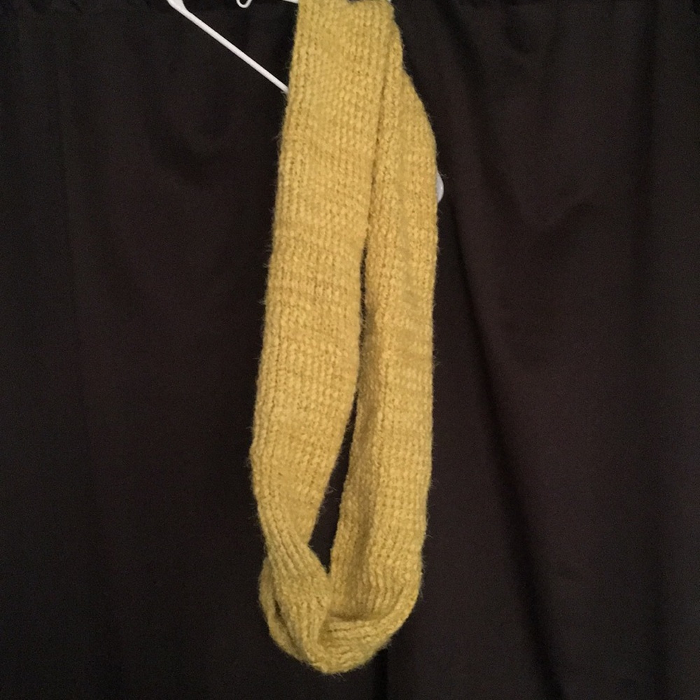 Mossimo Scarf